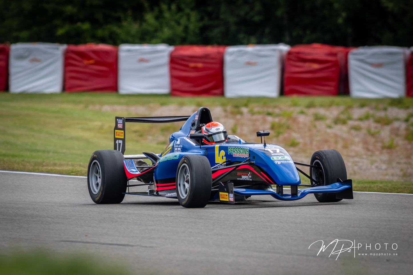 Olivia Ernstson #17 – Västkustloppet 2026 (Falkenbergs motorbana). Foto: MPzPhoto.