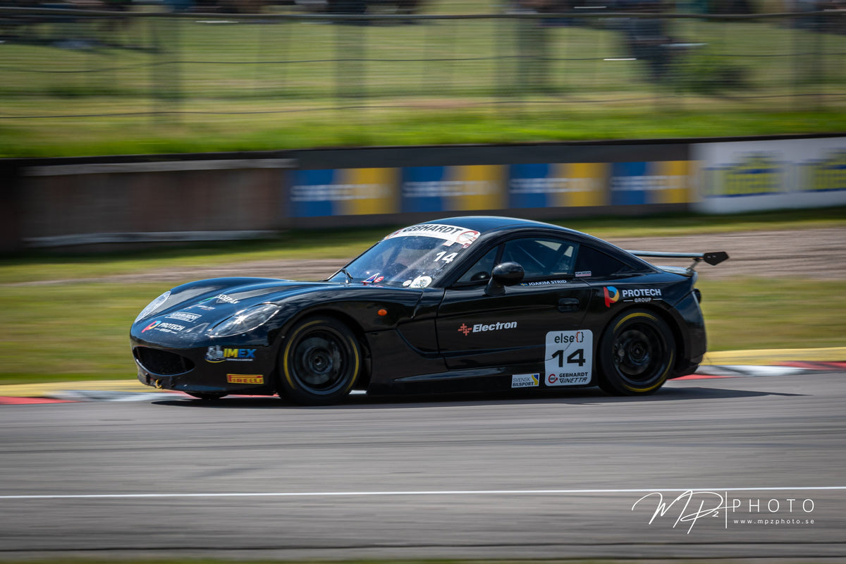 Joakim Strid #14 – Västkustloppet 2026 (Falkenbergs motorbana). Foto: MPzPhoto.