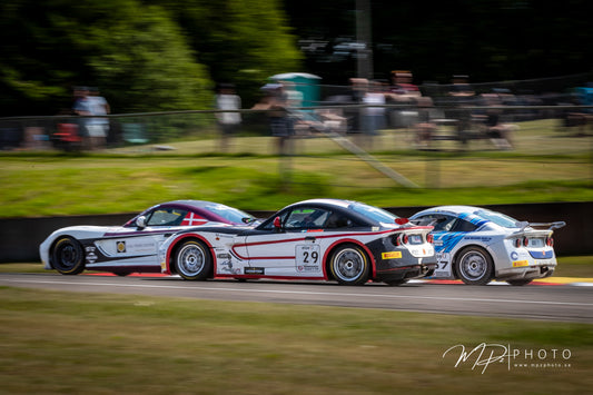 Andreas Lundin #29 & Tim Folkinger #57 – Västkustloppet 2026 (Falkenbergs motorbana). Foto: MPzPhoto.